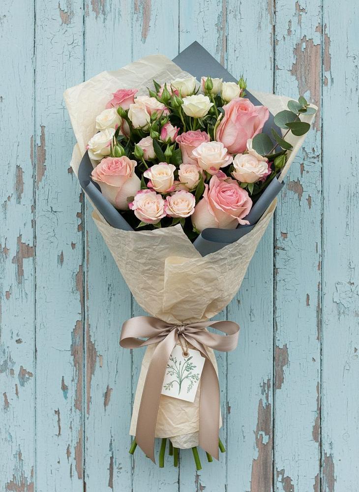 Букет цветов из: Розы в Старой Торопе