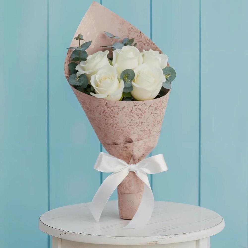 Букет цветов из: Розы в Старой Торопе