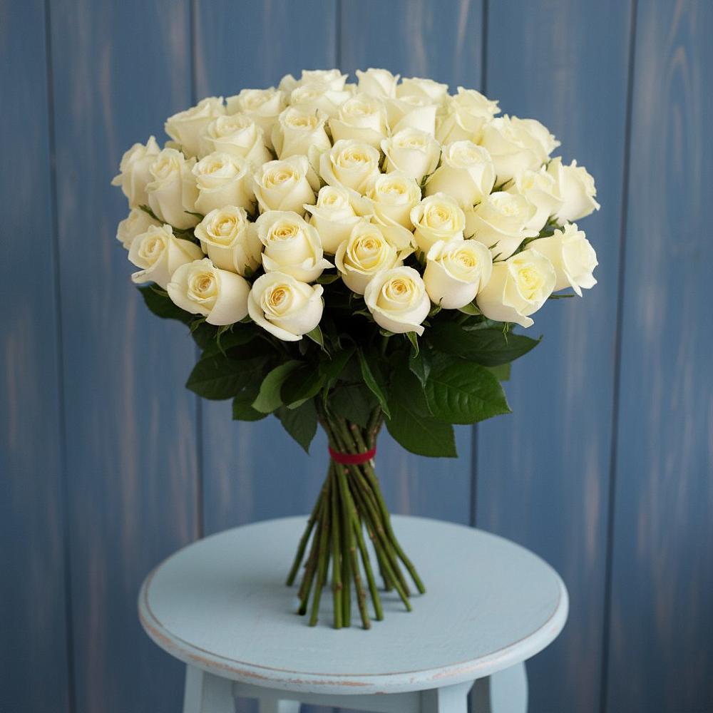 Букет 51 Белая роза Эдлесс Лав в Старой Торопе