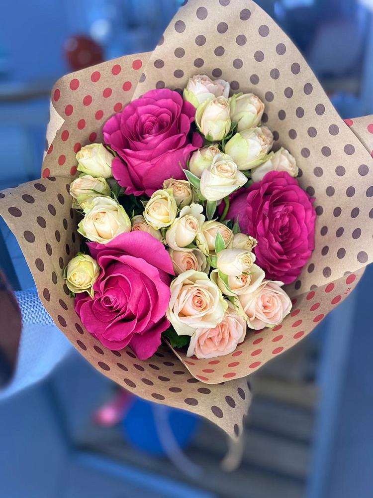 Букет цветов из: Розы в Старой Торопе