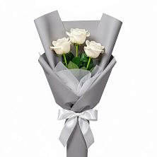 Букет 3 белые розы в Старой Торопе
