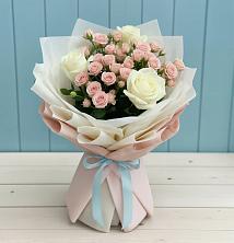 Букет цветов из:  Розы в Старой Торопе