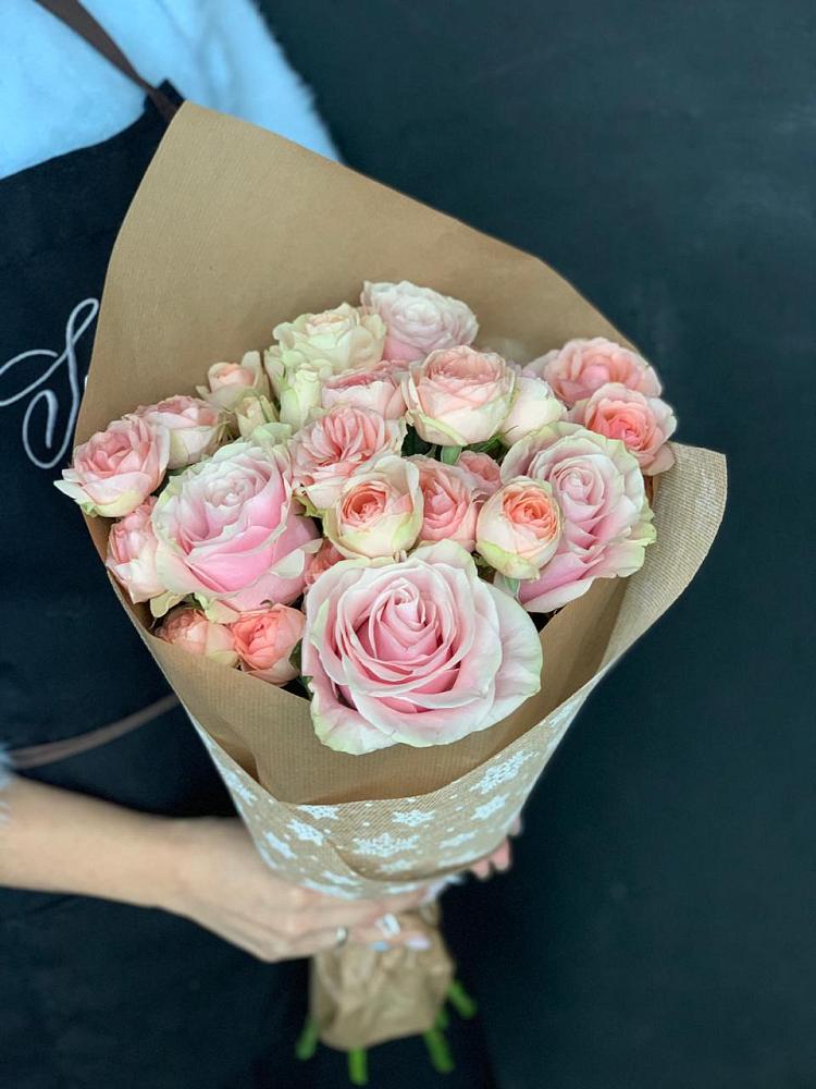 Букет цветов из: Хризантемы и Розы в Старой Торопе