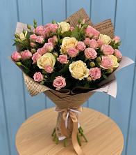 Букет цветов из:  Розы в Старой Торопе