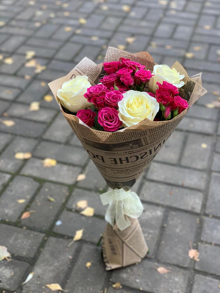 Букет цветов из: Розы в Старой Торопе