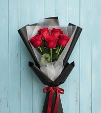 Букет цветов из:  Розы в Старой Торопе