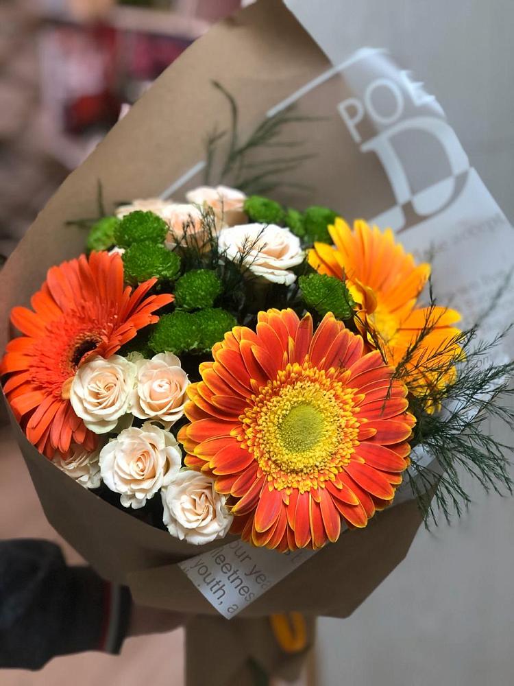Букет цветов из: Герберы, Хризантемы и Розы в Старой Торопе