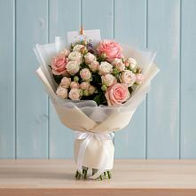 Букет цветов из:  Розы в Старой Торопе