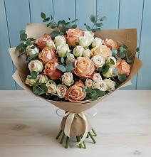 Букет цветов из:  Альстромерии и Розы в Старой Торопе