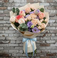 Букет цветов из:  Розы, Лизиантусы и Гвоздики #REPLACE_PRED# Старой Торопе