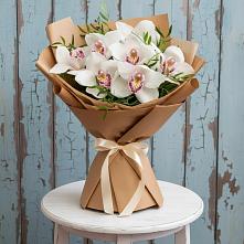 Букет цветов из:  Орхидеи и Розы #REPLACE_PRED# Старой Торопе
